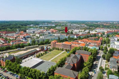 Helle und großzügige 3-Zimmerwohnung mit Einbauküche, Vollbad und Balkon im Hansaviertel