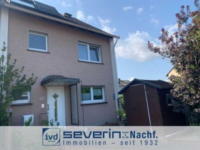 Doppelhaushälfte ,Eckgrundstück mit Carport & Garage incl. "Hobbywerkstatt"