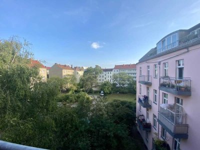 Unbefristet & charmant: 2,5-Zimmer-Altbauwohnung im Herzen von Pankow!