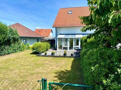 Demnächst hier: IHR Haus (DHH) 5 Minuten von Weimar