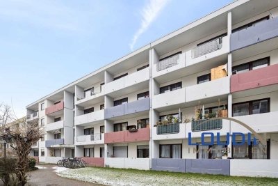 Leerstehende 2-Zimmer-Wohnung mit Balkon im Stühlinger.