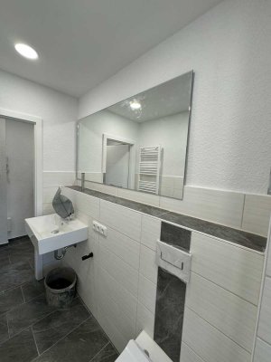 NEU SANIERT ! sonnige 3-Raum-Wohnung mit Balkon