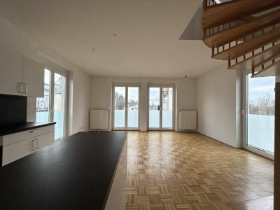 WOHNEN ÜBER 2 ETAGEN IN ENNS - 2 BALKONE UND MÖBLIERTE KÜCHE MIT GANZ VIEL WOHLFÜHLFAKTOR