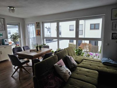 Attraktive Penthousewohnung in Teublitz zu vermieten