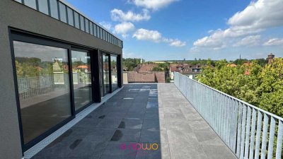 Das Penthouse. Bezugsfertig für Sie. Aufzug. Den Ausblick genießen. Tiefgaragenplatz inklusive.
