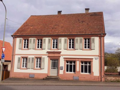 Historische Immobilie in ländlicher Lage mit viel Platz