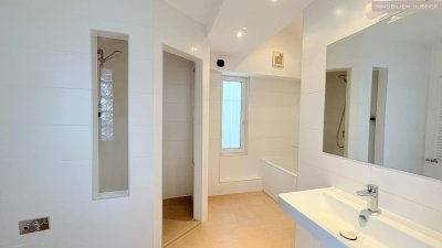 Über den Wolken nahe dem Servitenviertel/Clusiusgasse DG mit Terrasse ca. 11m², Saniert!
