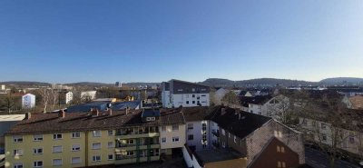 2 Zimmerwohnung mit Balkon und Außenstellplatz in KL OST