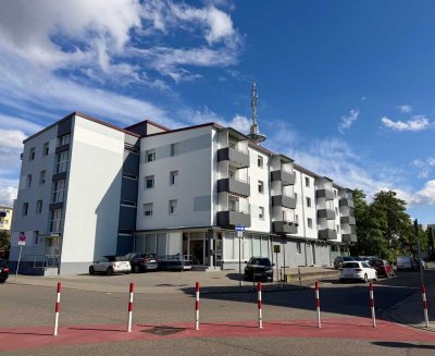 Helle, schöne Wohnung in zentraler, ruhiger Lage mit Ostbalkon in Landau