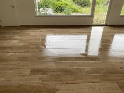 Attraktives, saniertes Bungalow mit großem Garten zur Miete
