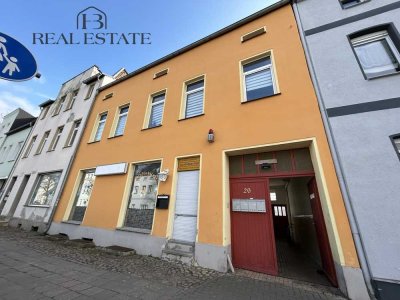 Charmante 2-Zimmer-Erdgeschosswohnung mit Hofzugang in Schönebeck !