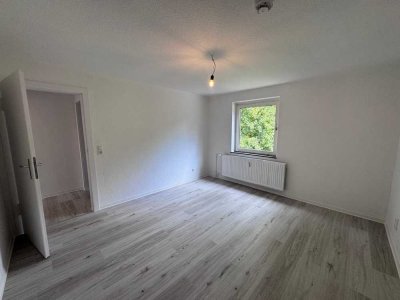 Frisch renovierte 2-Zimmer-Wohnung in Salzgitter-Thiede – Ideal für Pendler und Berufseinsteiger