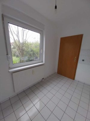 Zeuthen renoviert 2 Zimmer neue EBK Balkon nahe ÖPNV