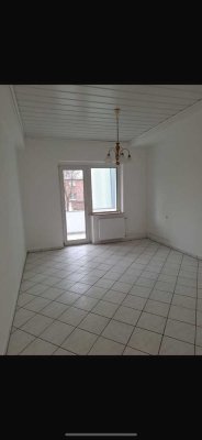 Helle 2,5-Zimmer Wohnung mit Balkon in Duisburg-Neudorf-Nord