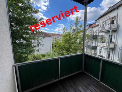 RESERVIERT * schöne 3- Zimmerwohnung + frisch renoviert + leerstehend +