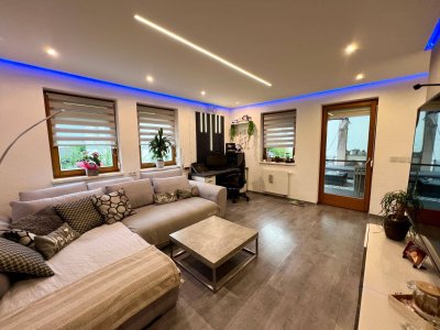 Moderne Erdgeschosswohnung mit Terrasse &amp; Tiefgaragenplatz in ruhiger Lage