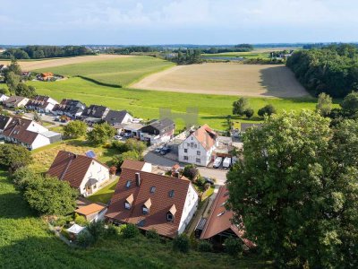 MÜNCHNER IG: Blick ins Grüne! Geräumige Dachgeschoss-Maisonettewohnung ruhiger Lage