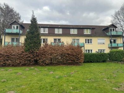 Gemütliche 2,5‑Zimmer‑Erdgeschosswohnung mit Terrasse, voll möbliert und Garage