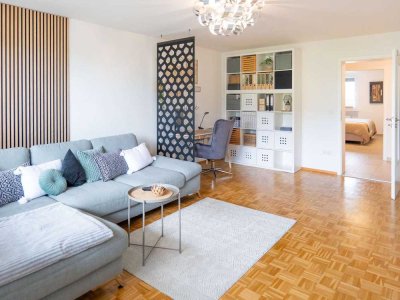 Attraktive 2-Zimmer-Wohnung mit Balkon - hochwertig ausgestattet & vollständig möbliert