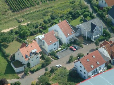 Attraktive 1-Zimmer-Wohnung mit Terrasse und Einbauküche in Nierstein