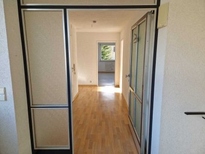 Helle 4-Zimmer Wohnung mit Balkon im 2. OG in Heidenheim