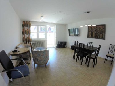 Möblierte, helle 3 Zi, Kü, Bad, WC, Balkon in München, Maxvorstadt