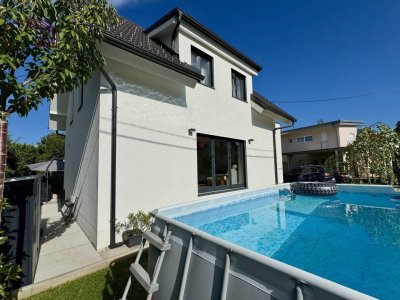 RUHELAGE NAHE LKH WEST : Stilvoller Familienjuwel mit Keller, moderner Ausstattung und sonnigem Garten