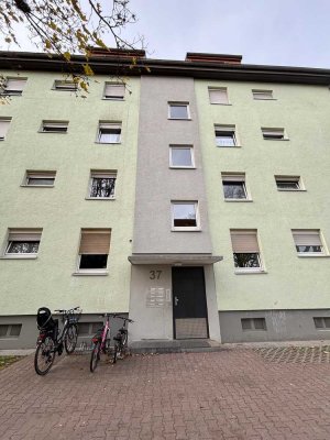 Helle, geräumige 3-Zimmer-Dachgeschosswohnung OHNE Aufzug zu vermieten