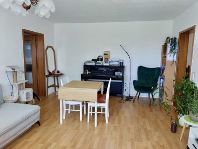 Schöne 2-Zimmer-Wohnung mit Balkon & Stellplatz ab 01.07. verfügbar