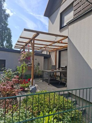 Kleiner Garten, 3 Zimmer Wohnung mit Parkblick