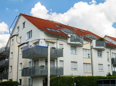 Helle 5,5-Zimmer Maisonette-Wohnung mit Dachterasse in Sindelfingen