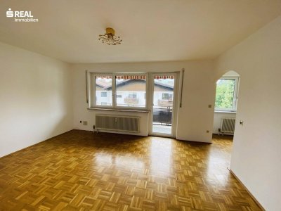 Sanierungsbedürftige 3-Zimmer-Wohnung mit Balkon