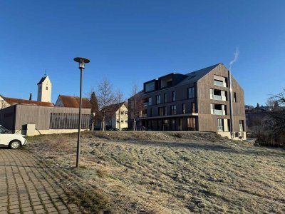 Exklusive 3,5-Zimmer Dachgeschosswohnung mit Balkon in Neukirch