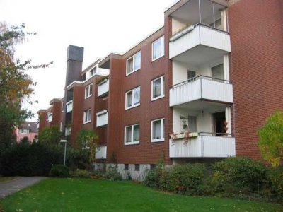 Schöne Wohnung: individuelle 2-Zimmer-Dachgeschosswohnung