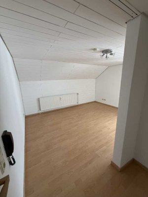 Modernes Single-Apartment mit EBK in Bochum-Weitmar – Frisch renoviert!