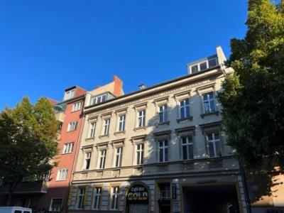 Dachgeschosswohnung Zentrale Lage 3 Zimmer in Neukölln