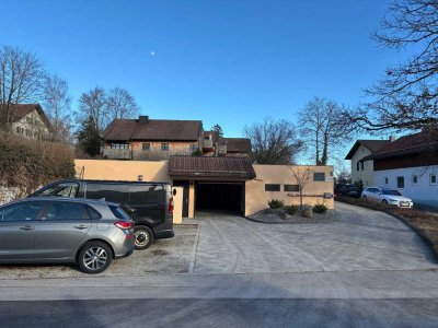 Exklusive, gepflegte 3-Raum-Wohnung mit Balkon und Einbauküche in Söcking