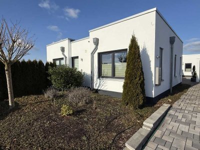 Exklusives KFW 55 Niedrigenergiehaus im Bauhaus-Stil Am Kammerberg