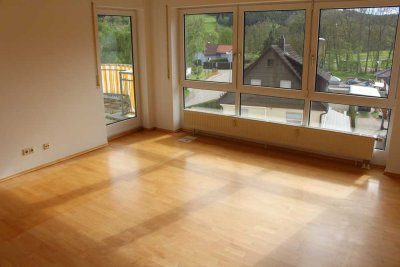 Helle, großzügige 3 Zimmer Wohnung in Leinzell