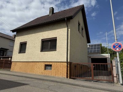 FREISTEHENDES EINFAMILIENHAUS
