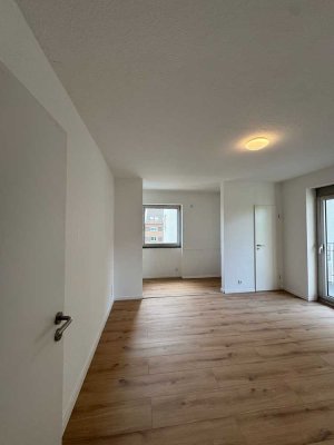 Sanierte 2 Zimmer Wohnung mit Balkon