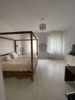 Luxuriöse 3,5-Zimmer-Wohnung im 1. OG in Wülfrath