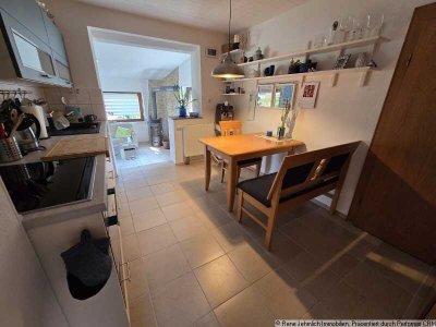 Adelsberg mit 75qm und 3,5 Zimmer, Kamin, Terrasse, Keller, Garage & 460 qm Grundstück