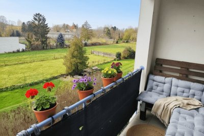 Gepflegte teilmöblierte 1-Zimmer-Wohnung mit Balkon + Parkplatz  – ideal für Singles oder Paare | Top-Anbindung nach Wien in 20 Min. �