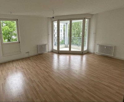 Lichtdurchflutete Pärchenwohnung mit guter Anbindung!