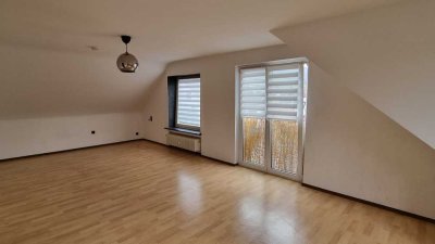 helle und freundliche 3 ZKB Wohnung in Zotzenbach