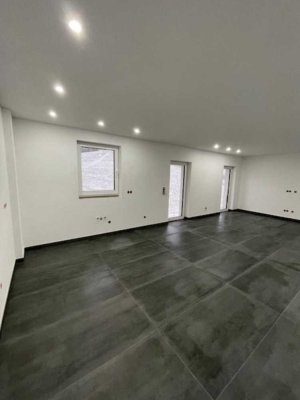 OG-6 **Erstbezug- Neubauwohnung ab 1.08. naturnah und in Premiumausstattung**