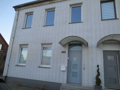 Vollständig renovierte 4-Raum-Wohnung in Mülheim an der Ruhr