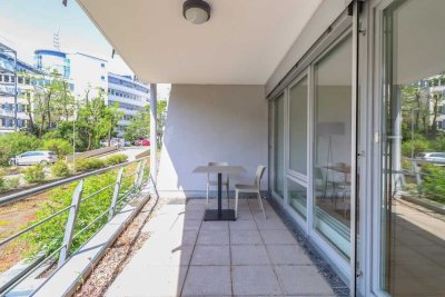 Lichtdurchflutete Souterrain-Oase mit Terrasse – stilvoll möbliertes Wohnerlebnis