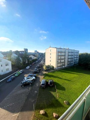 Neu renovierte 3-Zimmer-Wohnung mit Balkon in Worms-Neuhausen
